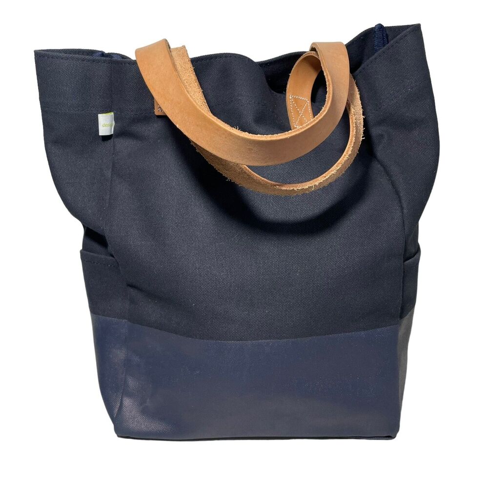 Donna Gorman City Tote Canvas Navy Blue with Leather Handles Outside Pockets